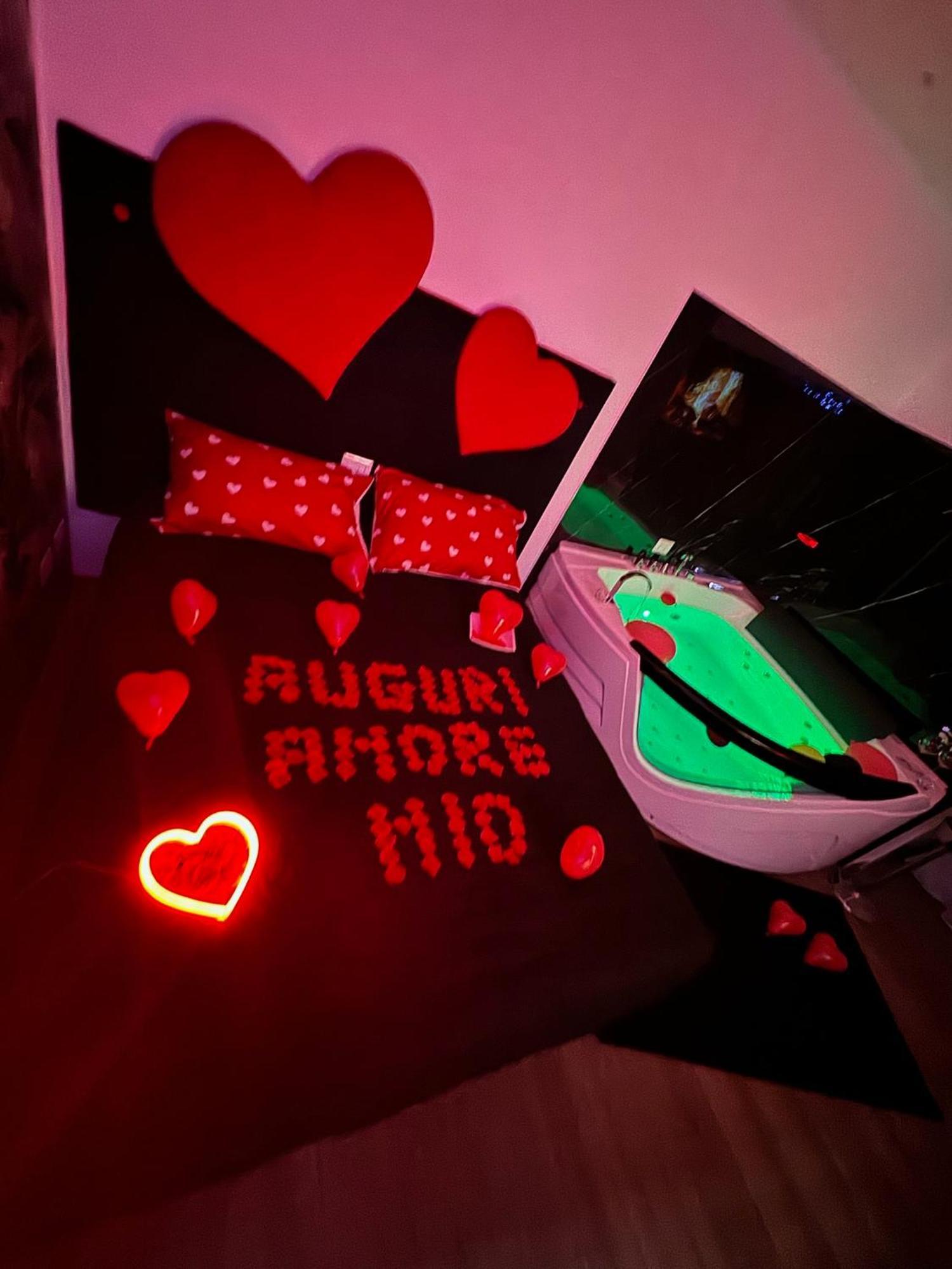باري Due Cuori Suite المظهر الخارجي الصورة